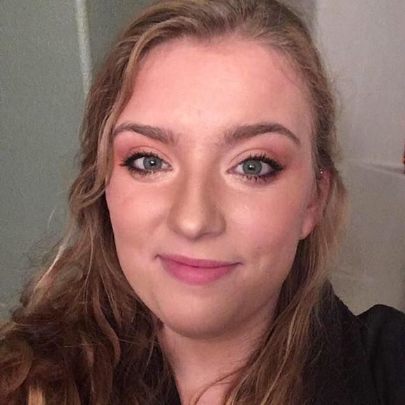 Meet your Posher, Madison - Picture 1 of 1